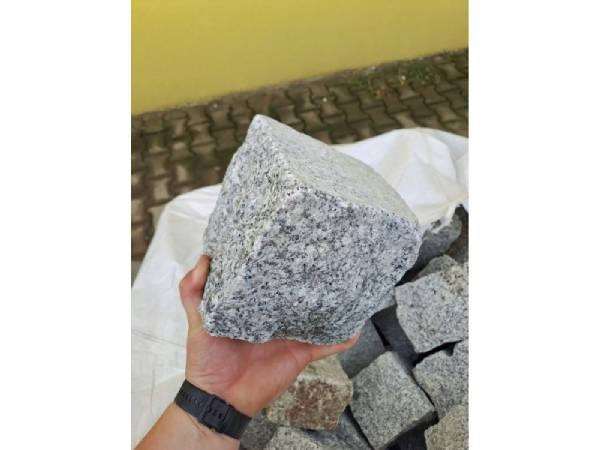 kostka-granitowa-cieto-szara